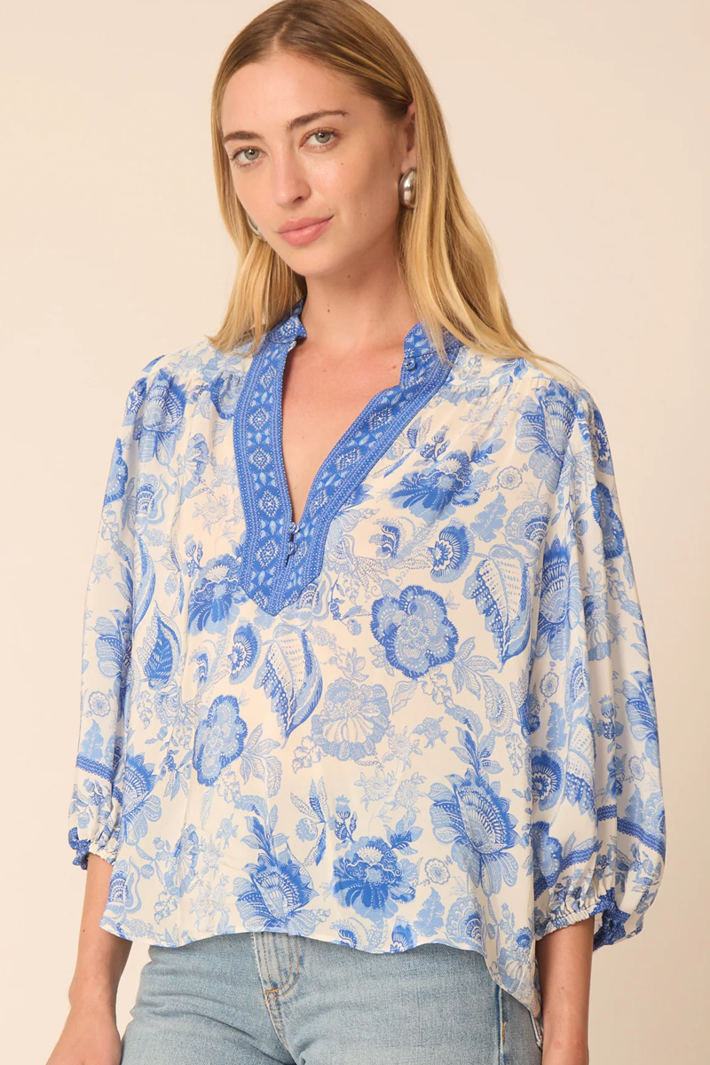 Gilner Farrar Bethany Blouse in Lisbon Print