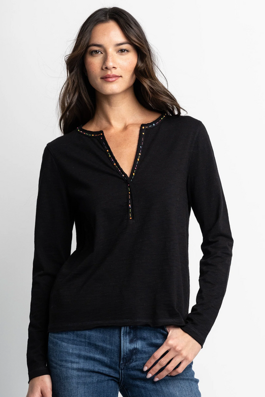 Lisa Todd XO Tee